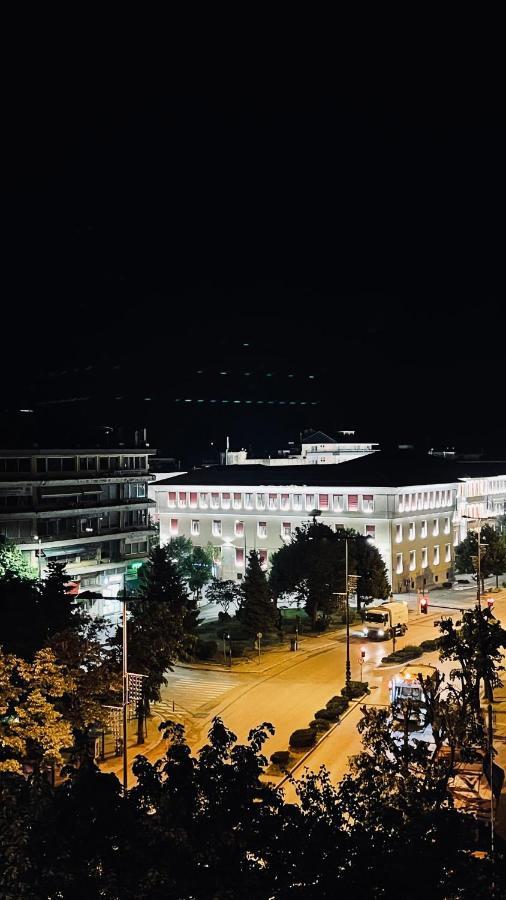 City Life Apartments #1 Ioannina Buitenkant foto